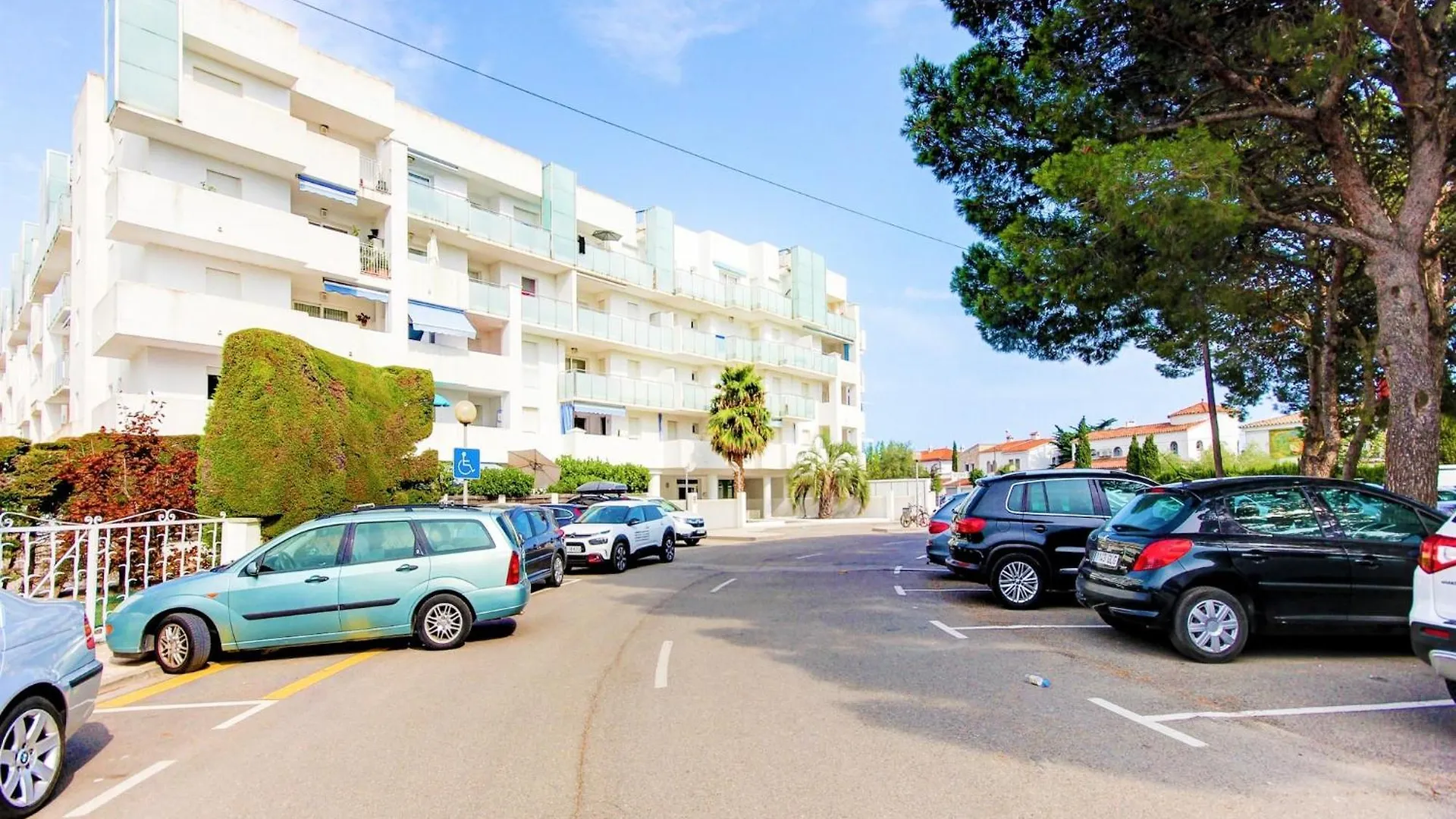 Lush Apartment In Costa Brava Empuriabrava