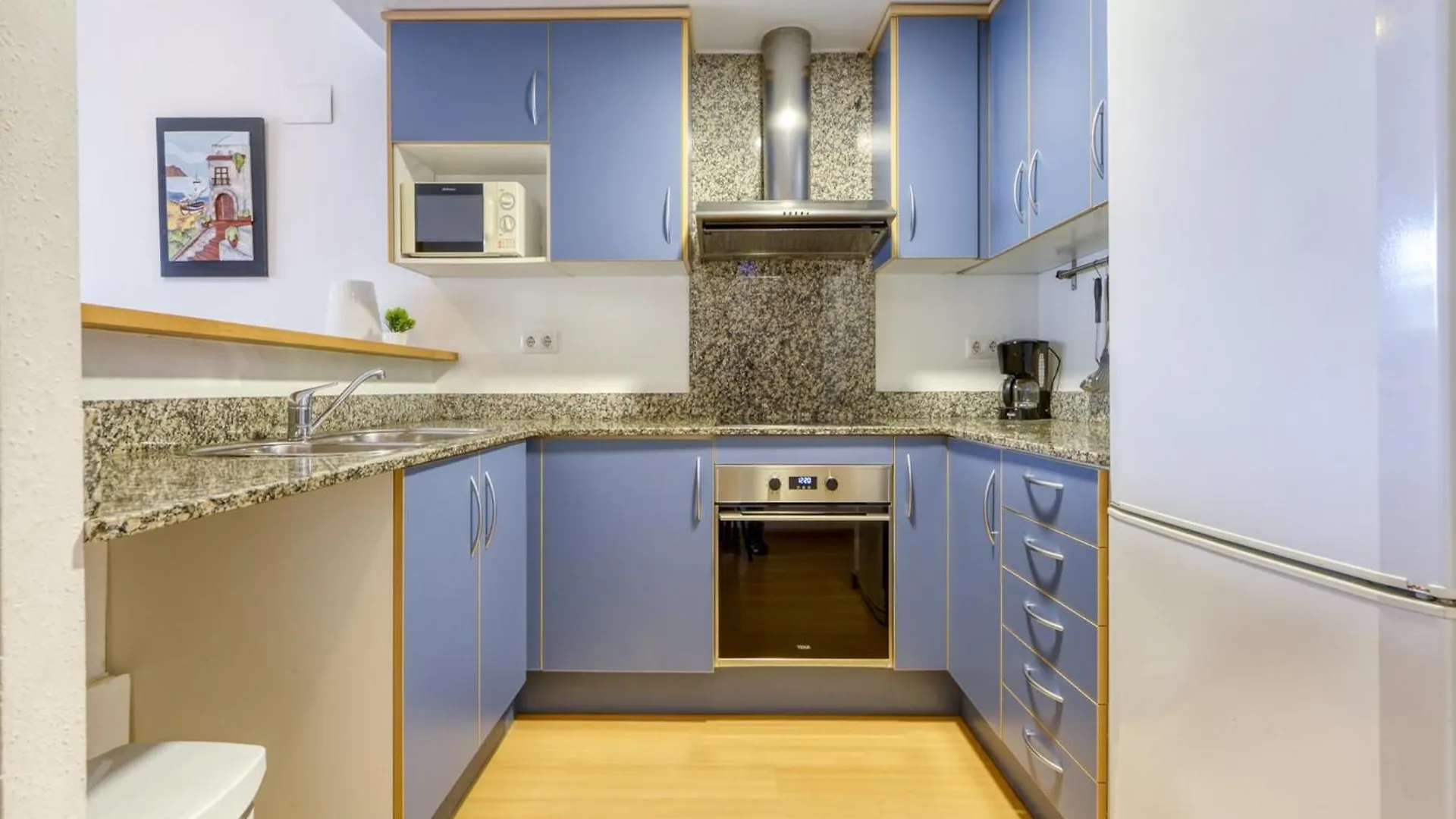 אמפוריבראבה Lush Apartment In Costa Brava
